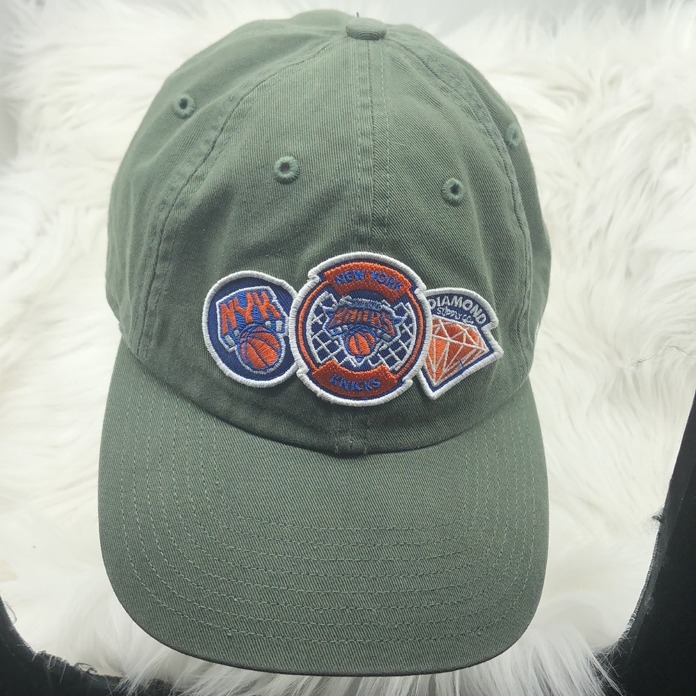 47 X diamond-supply-co X new-york-knicks-diamond-patch-captain SnapBack Hat - Picture 3 of 10